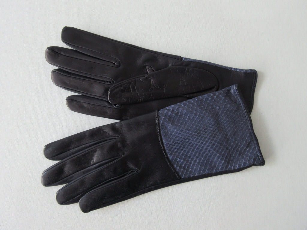 Gala Gloves Navy Glove with Snake Skin Top Panel. Item Number D510NEWS020 948.004. Soft navy leather with navy snake skin panel. 60g approximate weight. Made in Italy